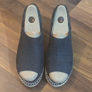 Clarks Unstructured Navy Blue Wedges size 8.5